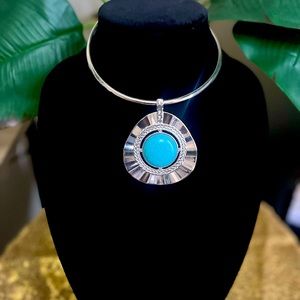 Stunning Silver & Turquoise Choker 💙